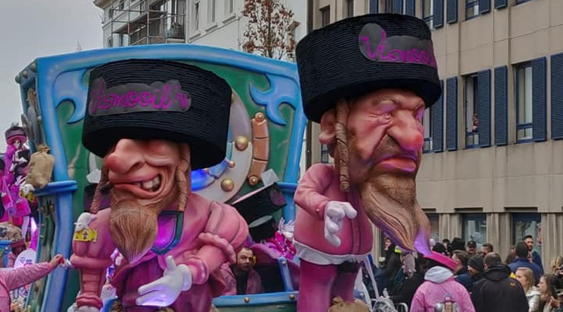 2019 Carnival float in Belguim, about Jews and their money bags 