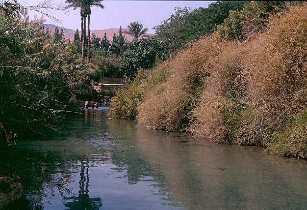 The river in Gan Ha Shlosha park